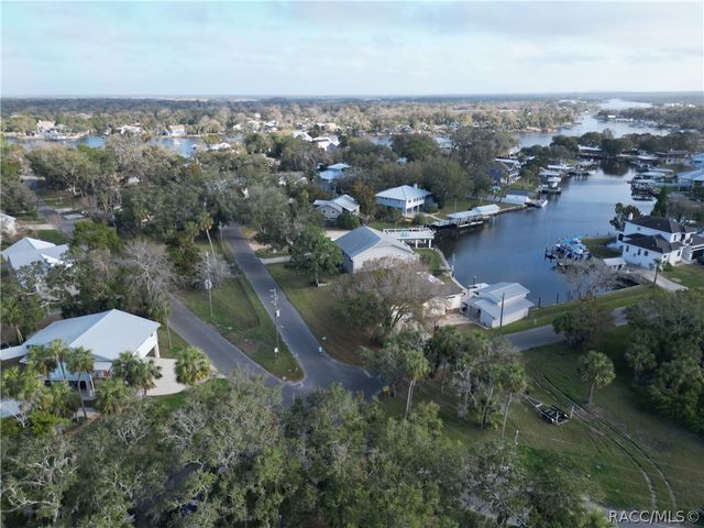 5630 S Garcia Road, Homosassa, FL 34448