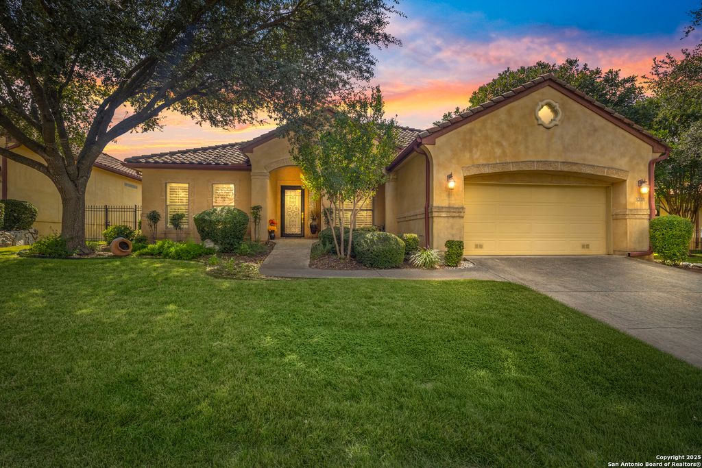 3238 Medaris Ln, San Antonio, TX 78258