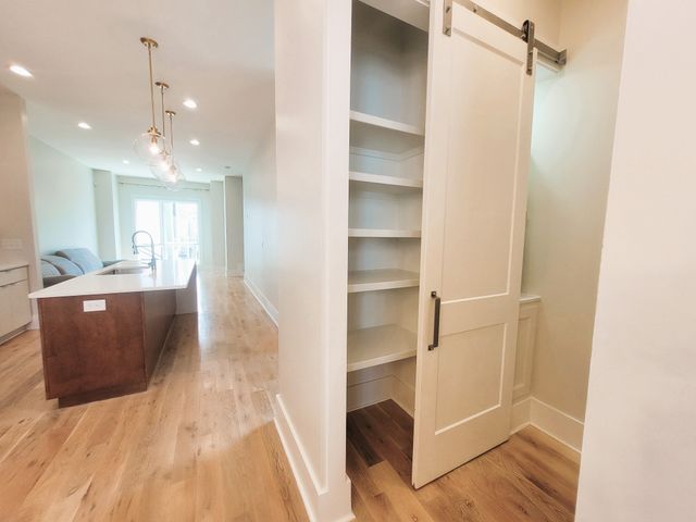 1213 10th Ave N Unit 8, Nashville, TN 37208