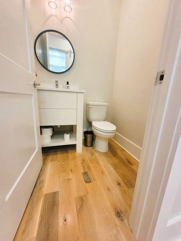 1213 10th Ave N Unit 8, Nashville, TN 37208