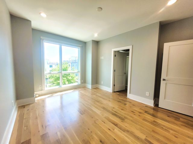 1213 10th Ave N Unit 8, Nashville, TN 37208