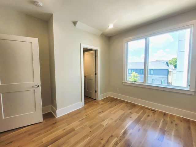 1213 10th Ave N Unit 8, Nashville, TN 37208