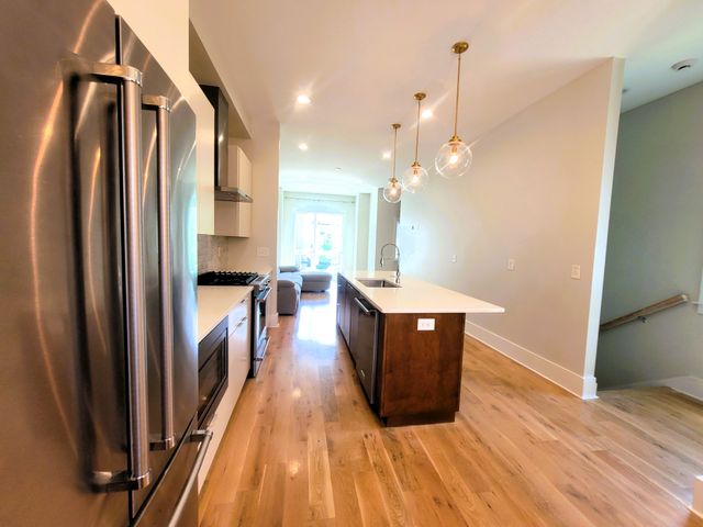1213 10th Ave N Unit 8, Nashville, TN 37208