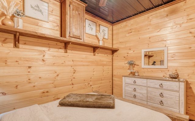 74 Hickory Hollow, Mineral Bluff, GA 30559