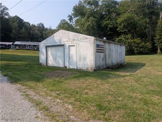 E Bank Street, Uhrichsville, OH 44683