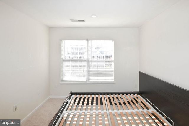 2457 ROLLING PLAINS DR, Herndon, VA 20171