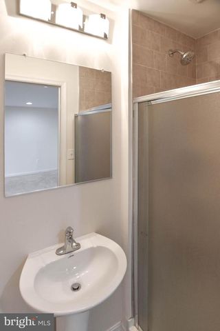 2457 ROLLING PLAINS DR, Herndon, VA 20171