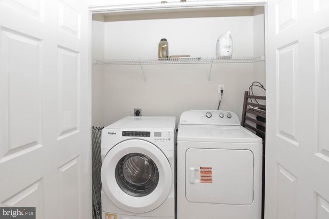 2457 ROLLING PLAINS DR, Herndon, VA 20171