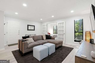 709 Summit North Drive NE 709, Atlanta, GA 30324