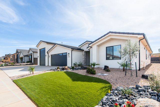 4861 W 2020 S, Hurricane, UT 84737