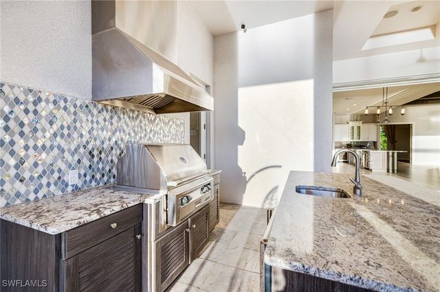 17262 Hidden Estates CIR, Fort Myers, FL 33908