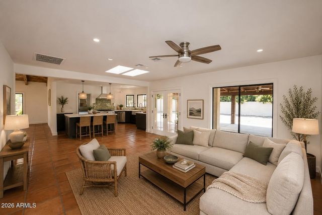 29041 N 64TH Place, Cave Creek, AZ 85331