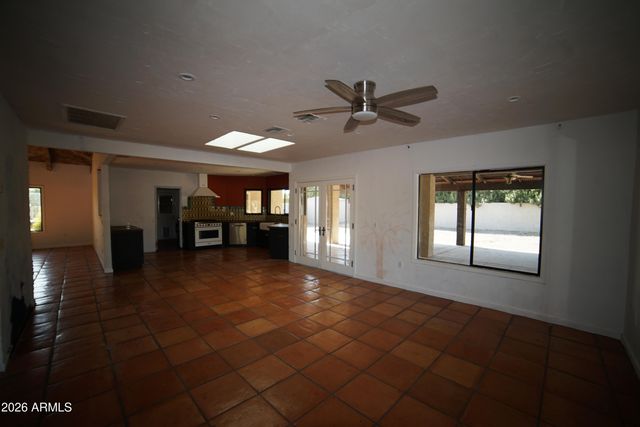 29041 N 64TH Place, Cave Creek, AZ 85331