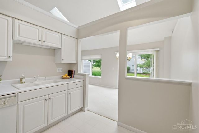 4156 Lakeknoll Drive, Mason, OH 45040