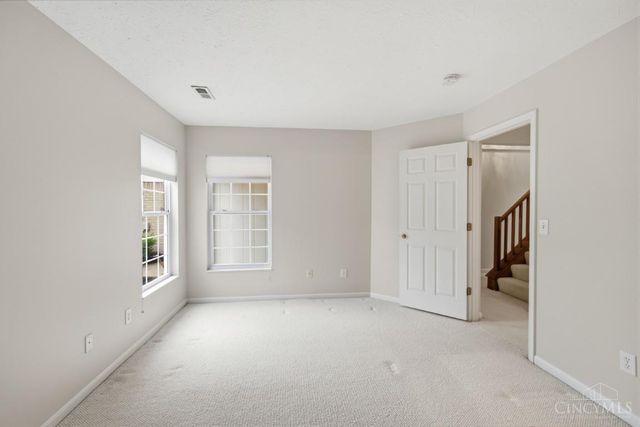 4156 Lakeknoll Drive, Mason, OH 45040