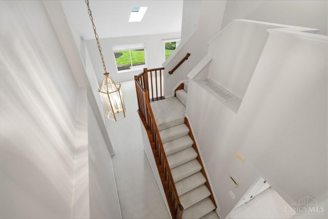 4156 Lakeknoll Drive, Mason, OH 45040