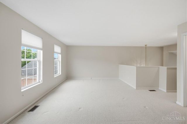 4156 Lakeknoll Drive, Mason, OH 45040