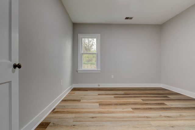 20 Maysville Avenue, Mt Sterling, KY 40353