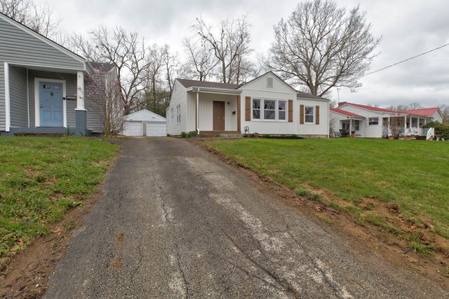 20 Maysville Avenue, Mt Sterling, KY 40353