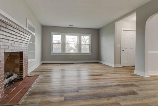 20 Maysville Avenue, Mt Sterling, KY 40353