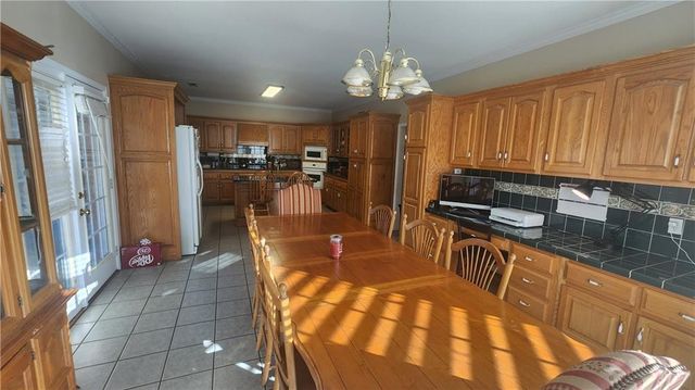 1 N Kenora SW Drive, Rome, GA 30165