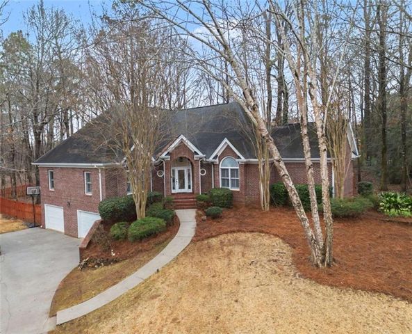 30 Couples Court, Newnan, GA 30265