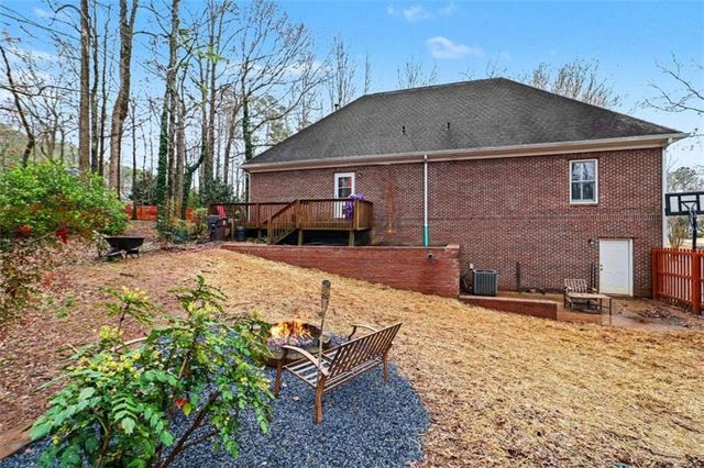 30 Couples Court, Newnan, GA 30265