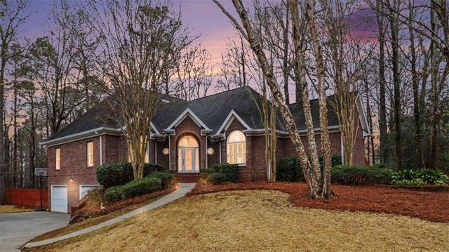 30 Couples Court, Newnan, GA 30265