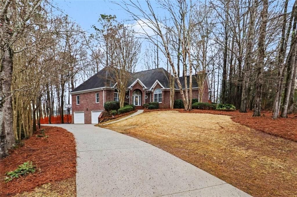 30 Couples Court, Newnan, GA 30265