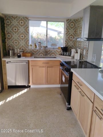 2050 Port Malabar Boulevard NE, Palm Bay, FL 32905