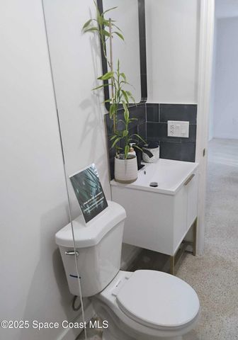 2050 Port Malabar Boulevard NE, Palm Bay, FL 32905