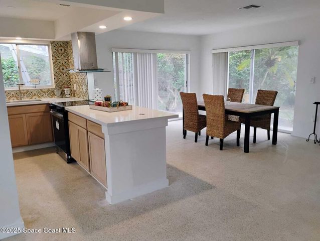 2050 Port Malabar Boulevard NE, Palm Bay, FL 32905