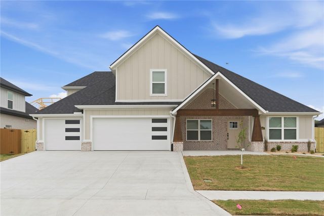 310 Bronco Street, Centerton, AR 72719