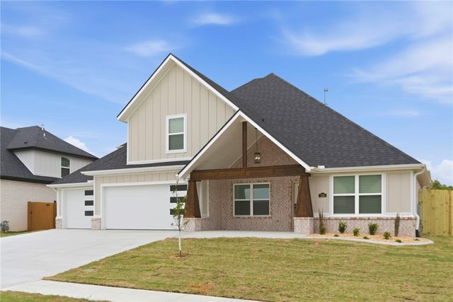 310 Bronco Street, Centerton, AR 72719