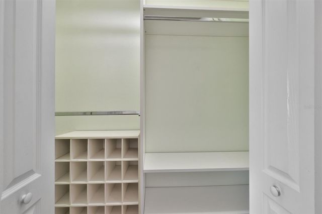 2119 GRANTHAM GREENS DRIVE, Sun City Center, FL 33573