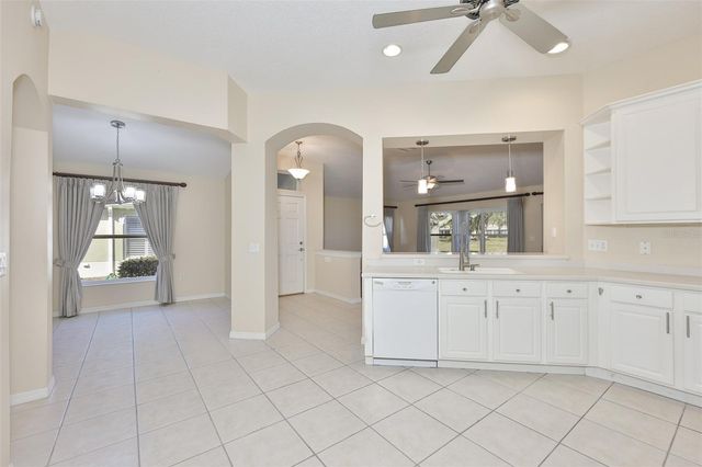 2119 GRANTHAM GREENS DRIVE, Sun City Center, FL 33573