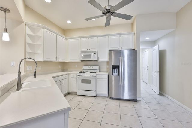 2119 GRANTHAM GREENS DRIVE, Sun City Center, FL 33573