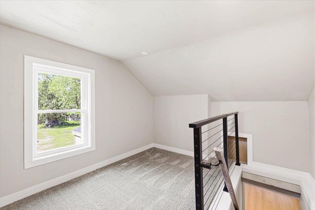 600 ROYALTON STREET, Waupaca, WI 54981