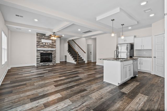 637 Battery Ct, Clarksville, TN 37042