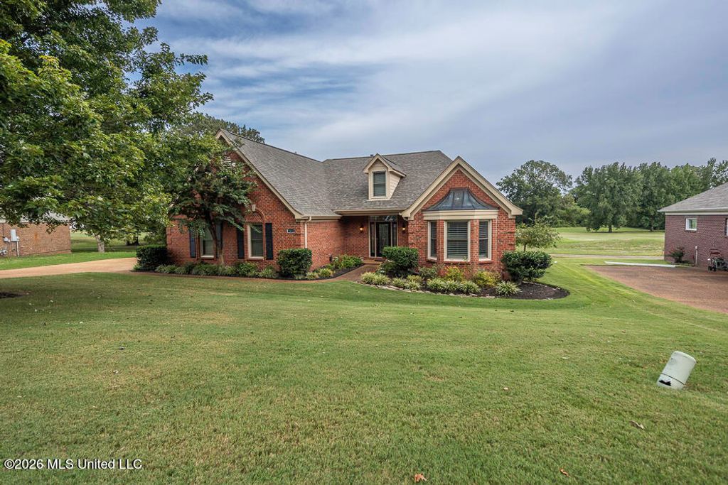9423 S Laurel Hill, Olive Branch, MS 38654 — exterior