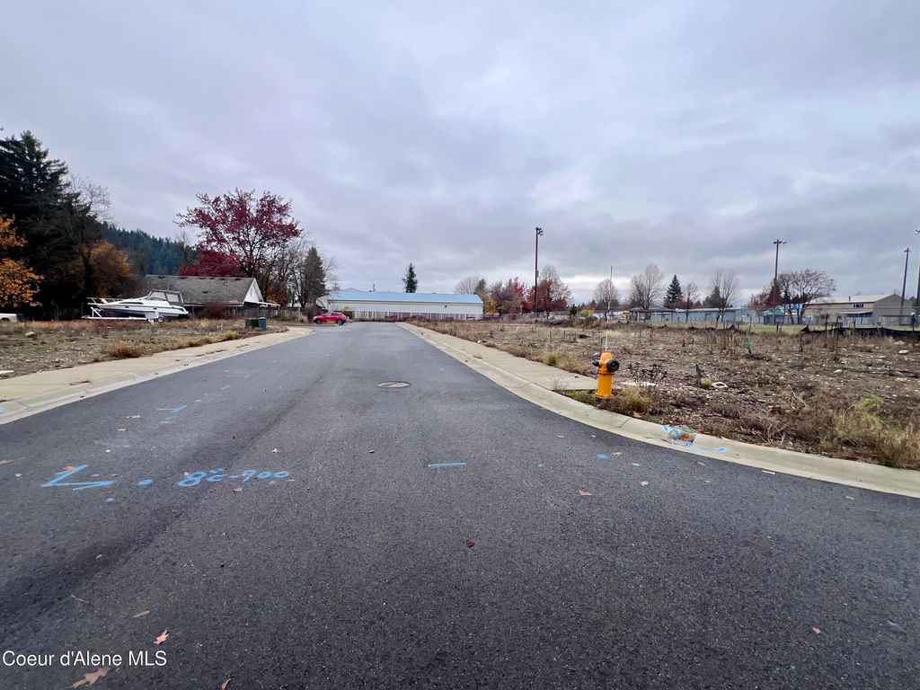 2707 N 15th St, Coeur d'Alene, ID 83814 photo 9