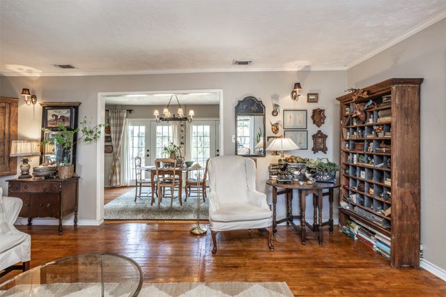 6056 W Line Road, Collinsville, TX 76233