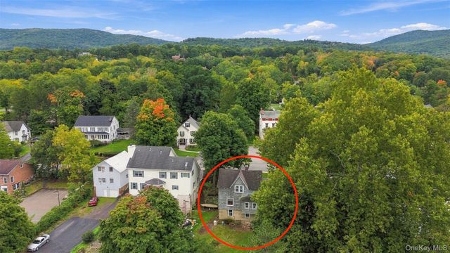 27 Clinton Street, Cornwall, NY 12518