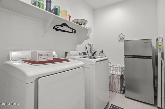 17347 W RED FOX Road, Surprise, AZ 85387