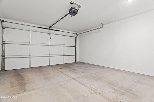 17347 W RED FOX Road, Surprise, AZ 85387