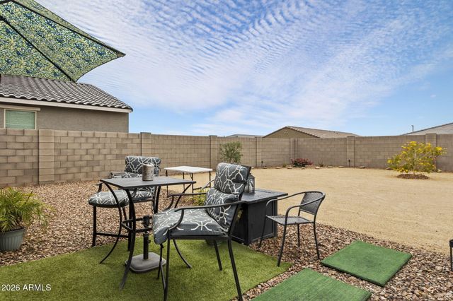17347 W RED FOX Road, Surprise, AZ 85387