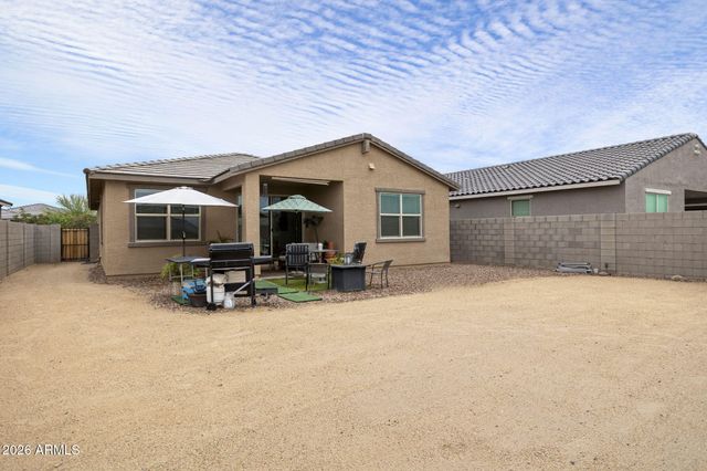 17347 W RED FOX Road, Surprise, AZ 85387