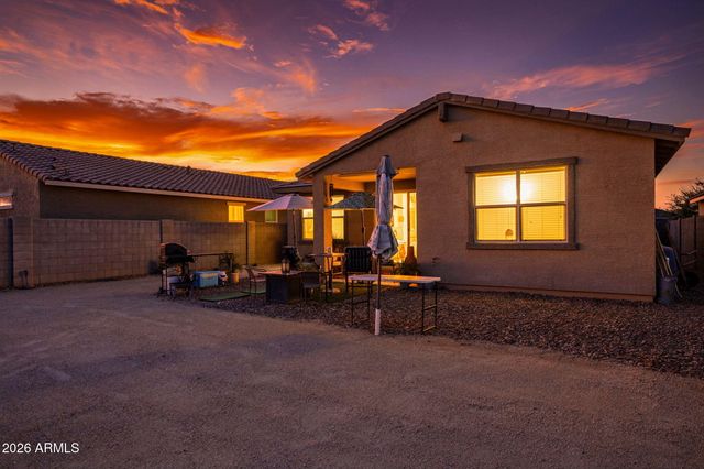 17347 W RED FOX Road, Surprise, AZ 85387