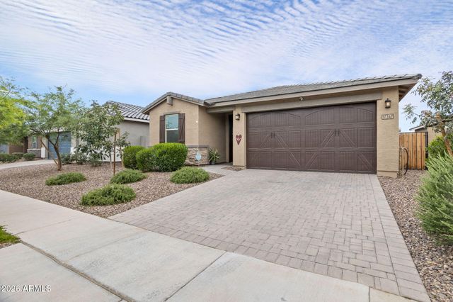 17347 W RED FOX Road, Surprise, AZ 85387