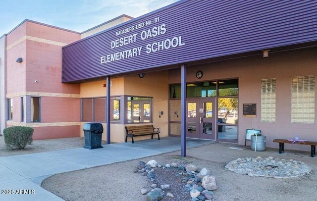 17347 W RED FOX Road, Surprise, AZ 85387